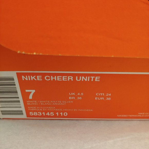 Nike Cheer Unite White-Matte Silver Shoe - Picture 10 of 10